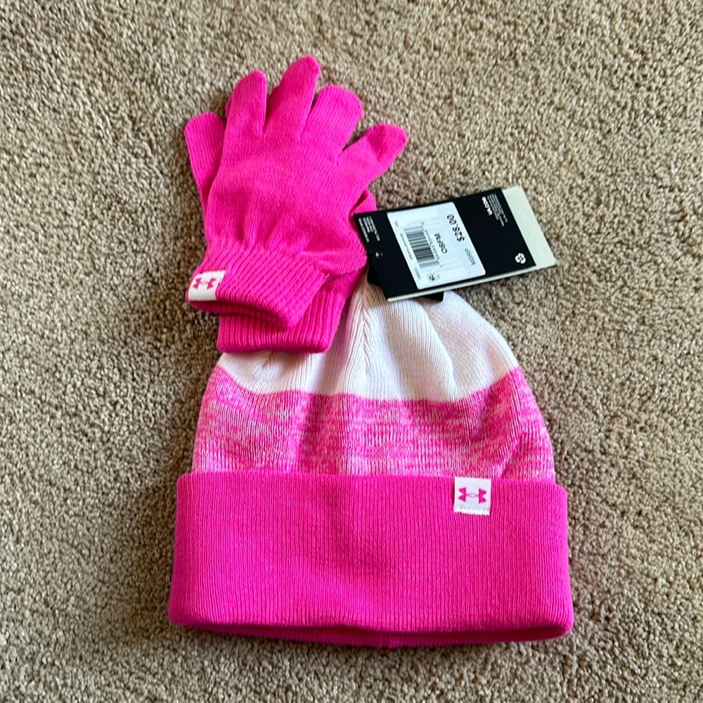 Brand new with tags girls Under Armour beanie and matching gloves